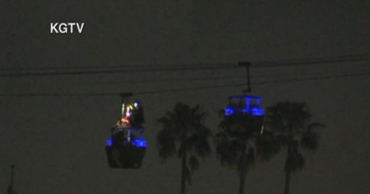Police: More Than A Dozen People Trapped On SeaWorld Ride - CBS Sacramento
