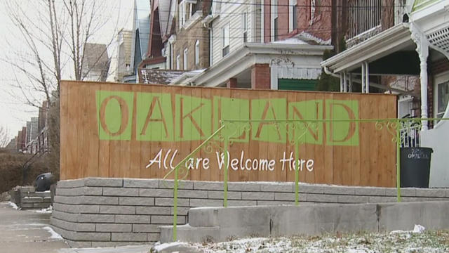 oakland-sign.jpg 