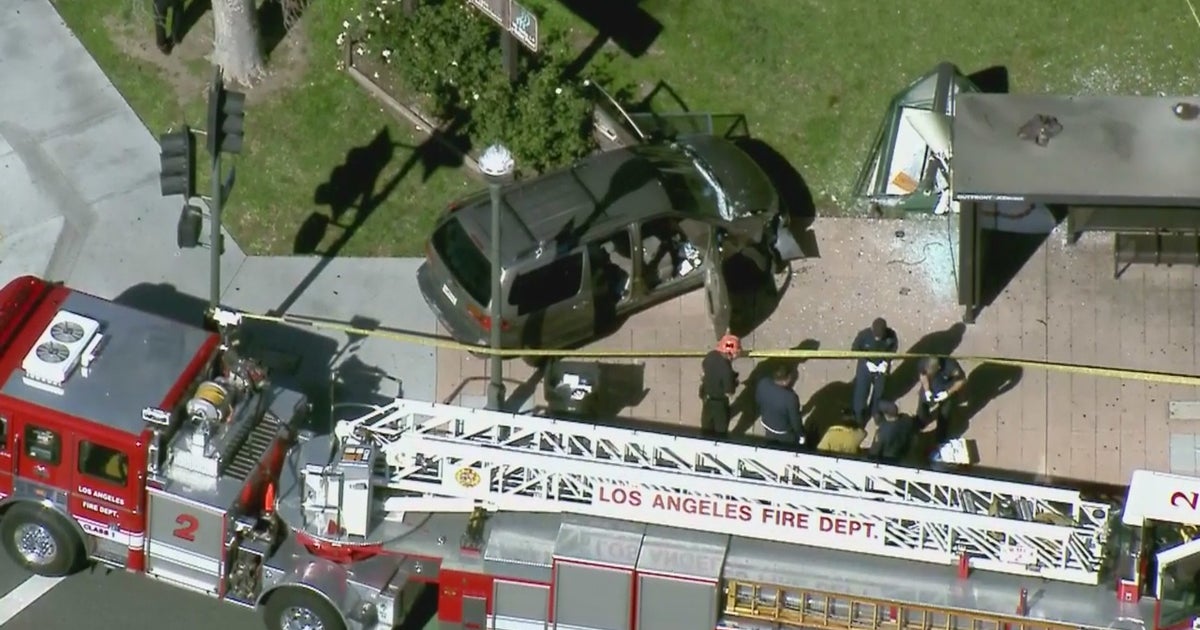 Alleged Drunk Driver Hits Pedestrians In Boyle Heights - CBS Los Angeles