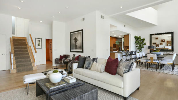home-staging-meridith-baer-living-room-620.jpg 