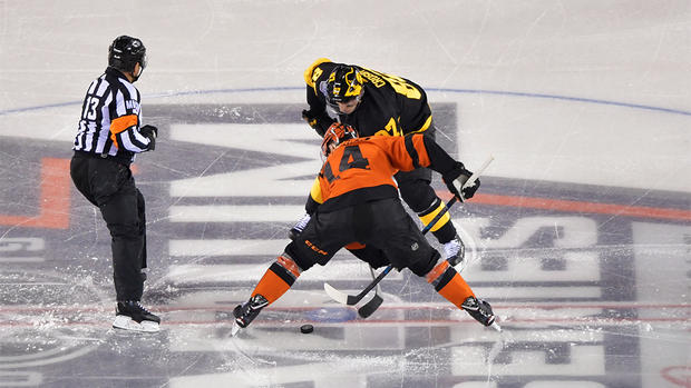 2019 Coors Light NHL Stadium Series - Pittsburgh Penguins v Philadelphia Flyers 
