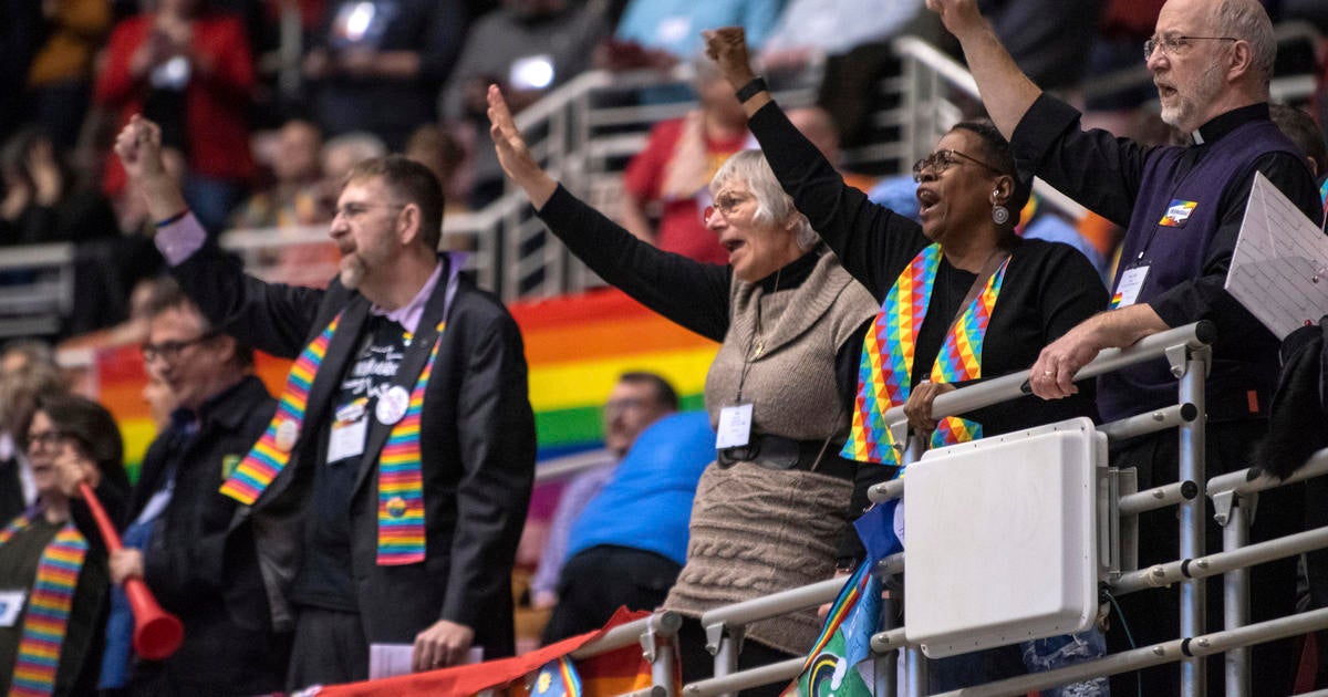 Methodist Church Votes To Ban Gay Clergy And Same Sex Marriage Evoking