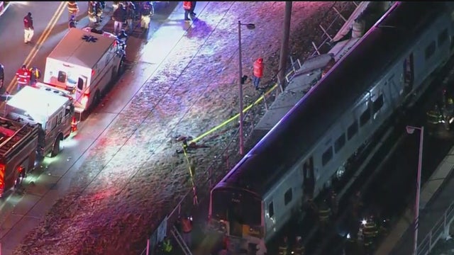lirr-crash.jpg 