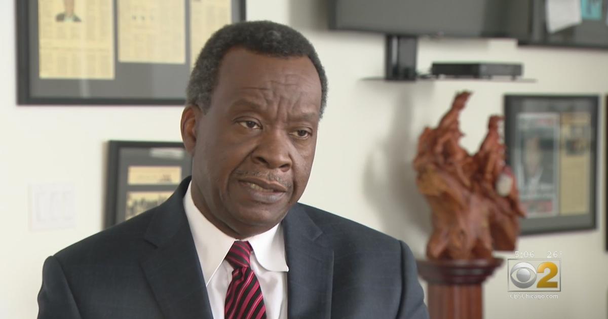 Chicago's Willie Wilson's gas giveaway leads to chaos