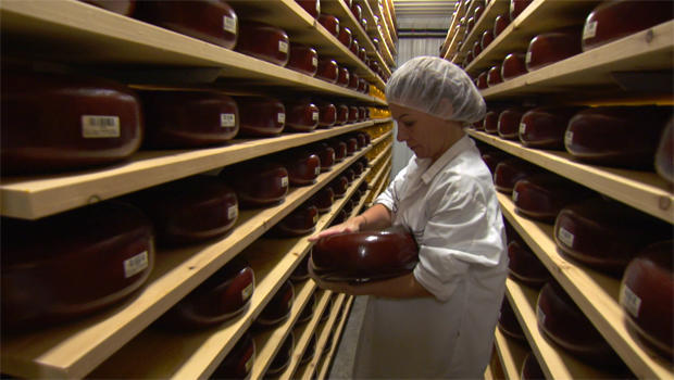 marieke-penterman-has-produced-cheeses-recognized-as-the-best-in-the-us-620.jpg 