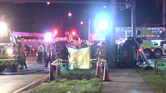 hit-run-rollover-extrication-03-03-19.jpg 