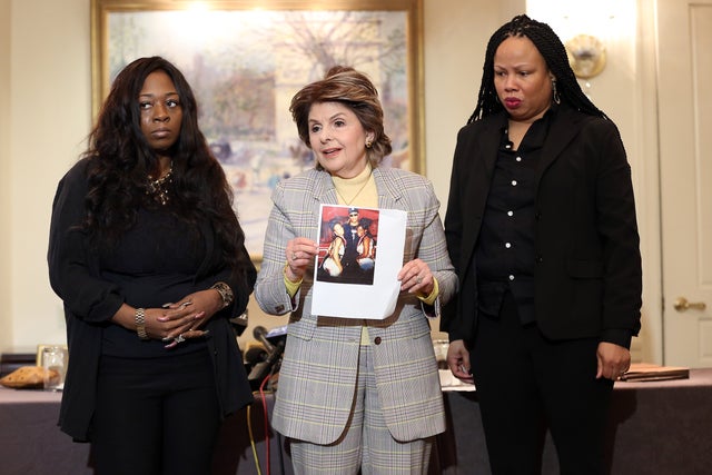 Gloria Allred Holds Press Conference As Two New Accusers Of R. Kelly Misconduct Come Forward 