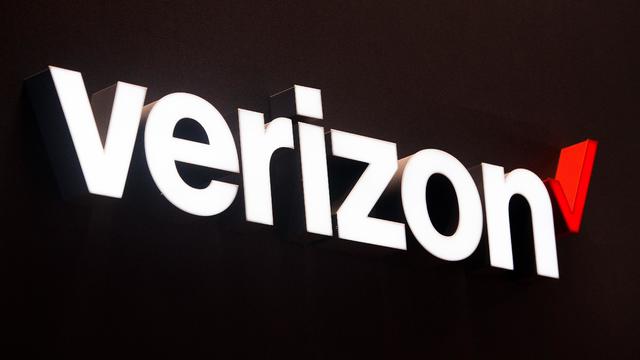Verizon new logo 