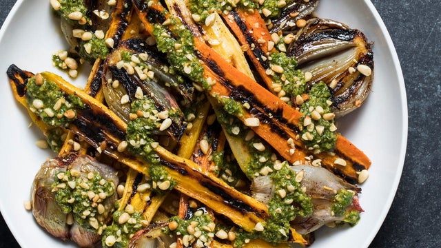 atk-sfs-roasted-carrots-shallots-chermoula-promo.jpg 