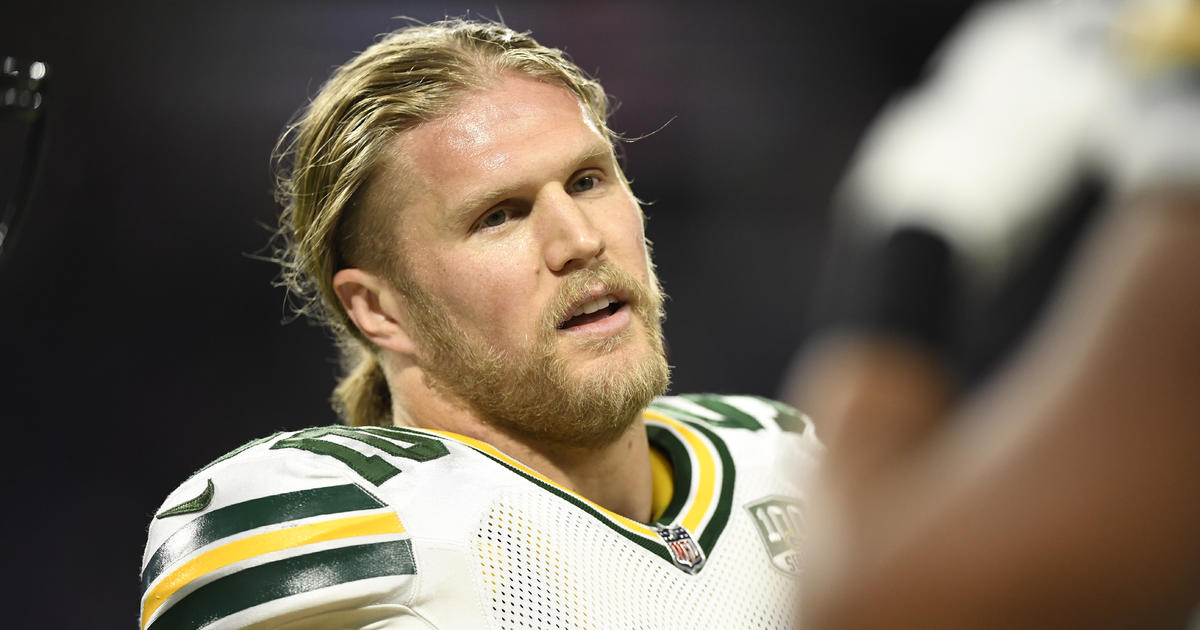Clay Matthews returns home to LA; signs with Rams