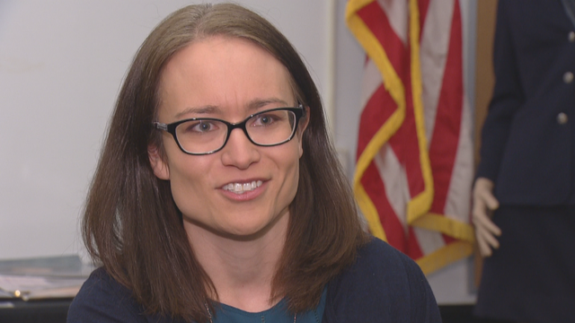 WOMAN DPD OFFICER HONORED 10PKG_frame_451 