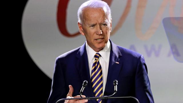 0330-en-bidenkiss-vo-1817955-640x360.jpg 