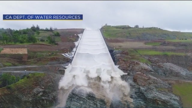 oroville-spillways.jpg 