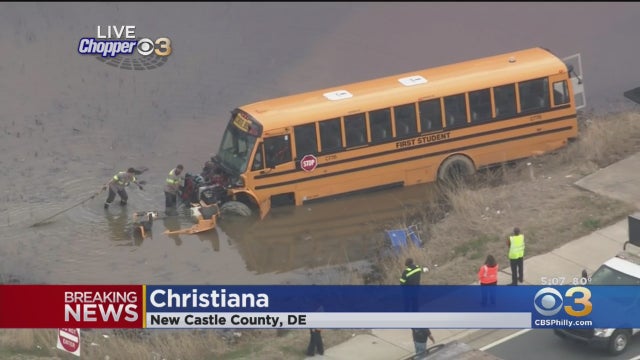 christiana-bus-in-pond.jpg 