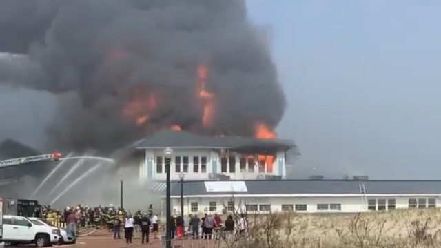 fire-in-ocean-grove-new-jersey-heavily-damages-dunes-boardwalk-cafe.png 