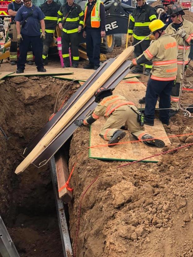 windsor trench rescue (from windsor severance fire on facebook)7 