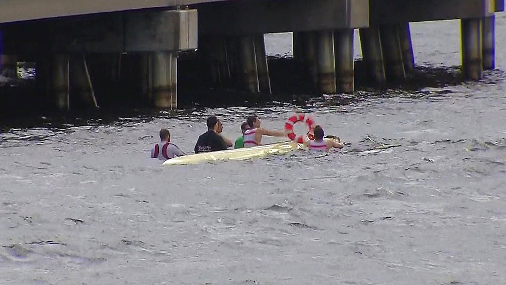 9 People Rescued From Charles River After Crew Boat Capsizes - CBS Boston