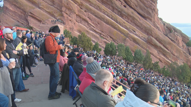 EASTER SUNRISE RED ROCKS RS 01 concatenated 080446_frame_8403