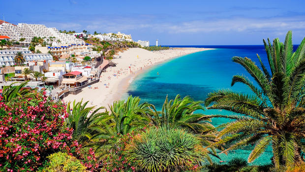 Beach Playa de Morro Jable on Fuerteventura, Spain. 
