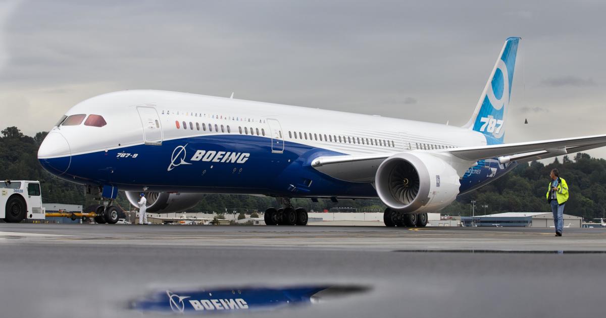 Boeing 787 Dreamliner Prompted Nearly A Dozen Complaints From ...