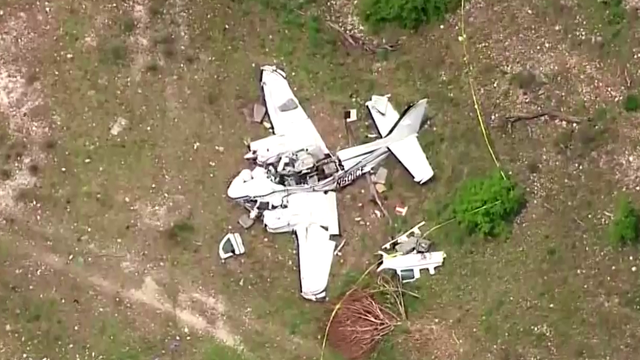 190422-texas-deadly-plane-crash-cropped.png 