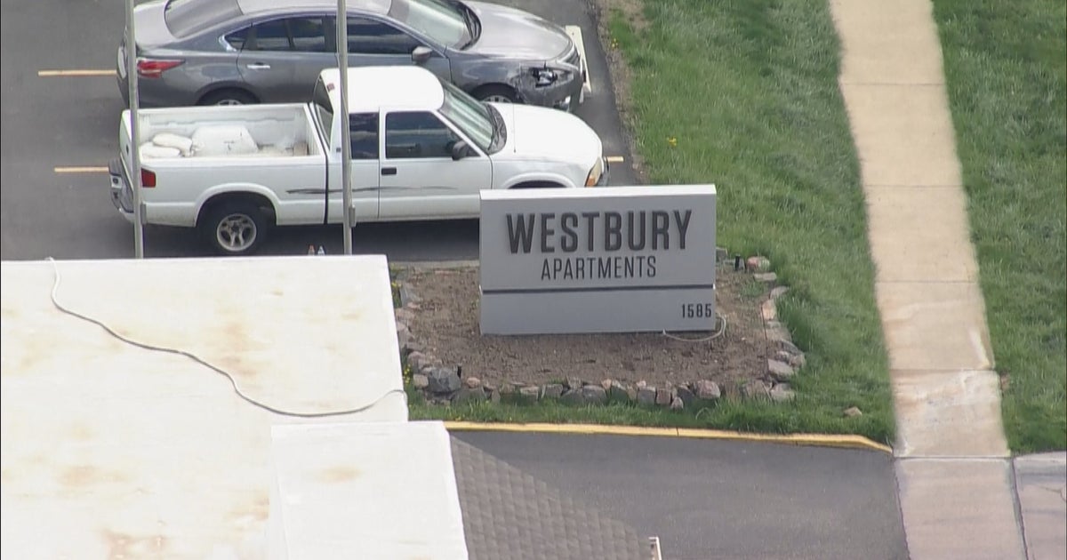 Suspect Shot Killed After Attacking Westminster Police Officer CBS