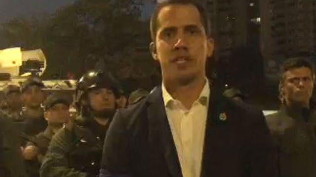 juan-guaido-venezuela-military.jpg 