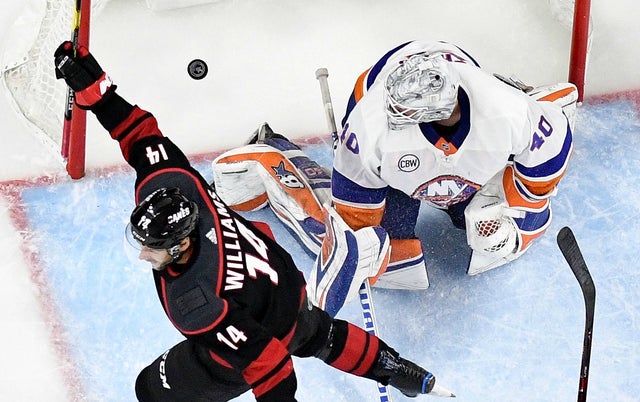Islanders vs. Hurricanes 