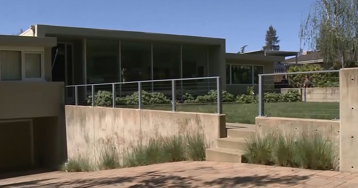 Owner of Upscale Piedmont House Opens Door to Homeless Couple CBS San Francisco