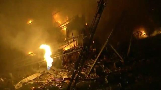 cbsn-fusion-waukegan-illinois-plant-explosion-1-dead-thumbnail-1843518-640x360.jpg 