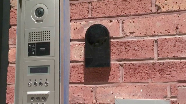 keylessdoor.jpg 