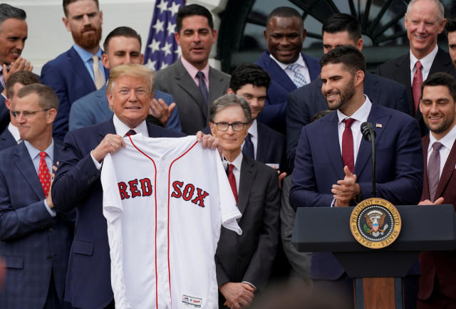 Boston Red Sox see racial divide over White House visit - BBC News