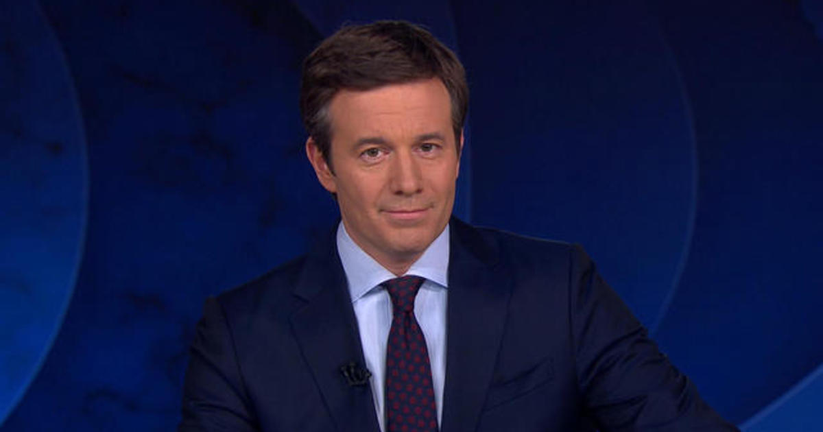 Jeff Glor thanks "CBS Evening News" team in sign off CBS News