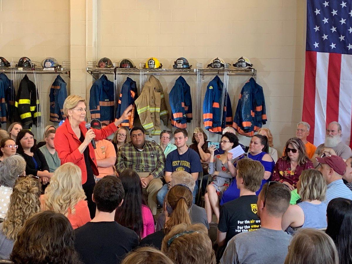 Elizabeth Warren 2020 Warren highlights plan to fight opioid crisis at