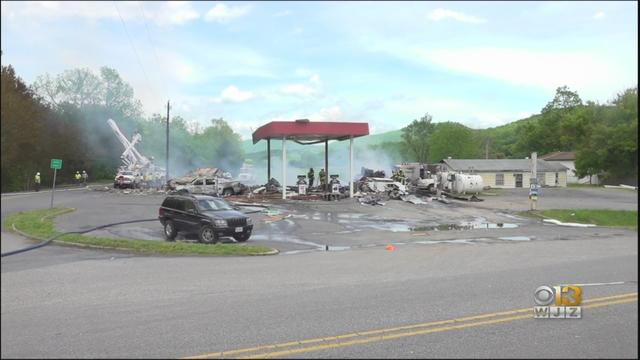 va.-gas-station-fire.jpg 