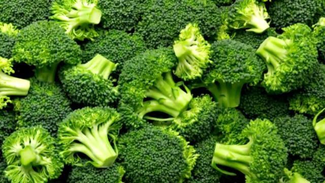 cbsn-fusion-broccoli-could-be-key-to-fighting-schizophrenia-study-thumbnail-1848901-640x360.jpg 