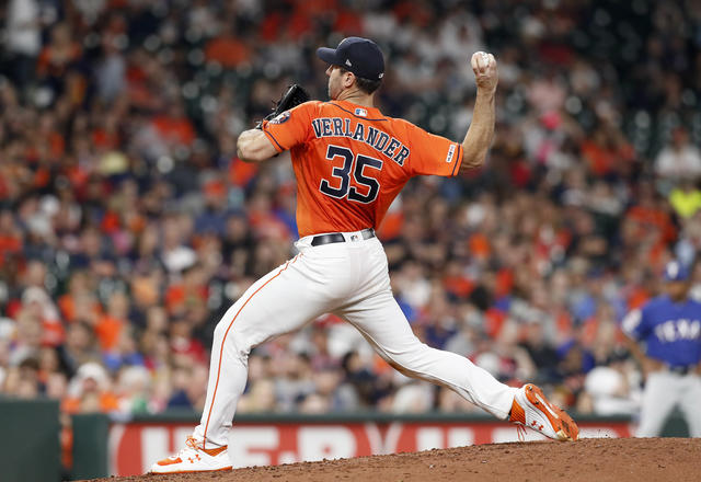 Justin Verlander of the Houston Astros pitches against the Detroit News  Photo - Getty Images