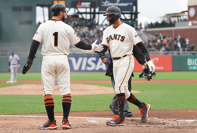 San Francisco Giants second baseman Joe Panik throws to first for the  News Photo - Getty Images