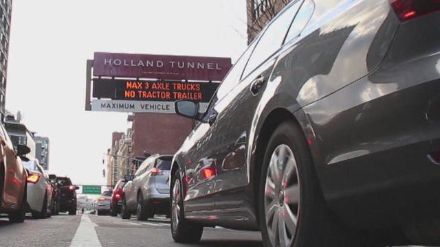 traffic-gridlock-holland-tunnel-entrance-promo.jpg 