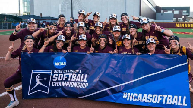 gopher-softball-team-2019.jpg 