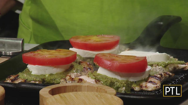 caprese-chicken.jpg 