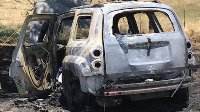 burned-car-calaveras-co-sheriff.jpg 