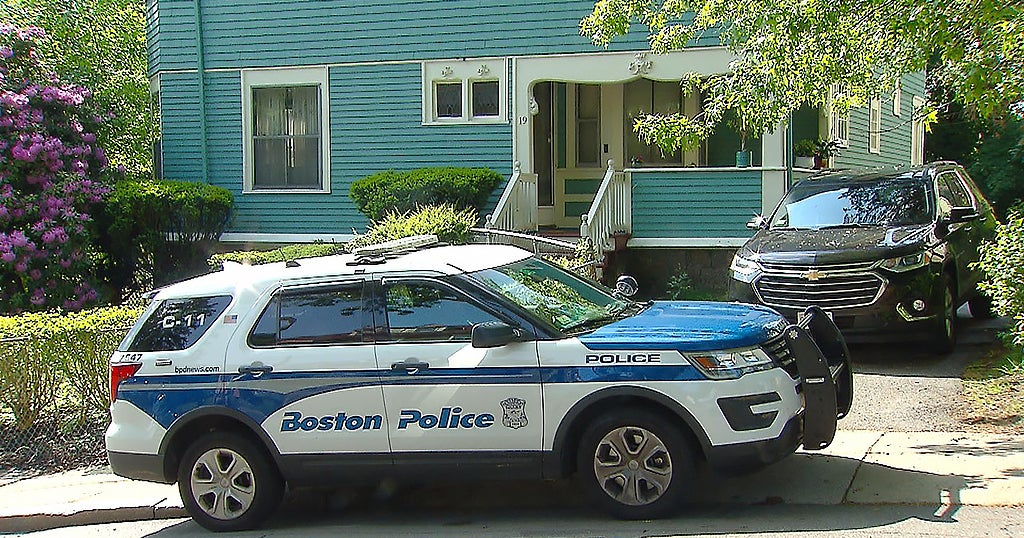 Man Killed In Dorchester Stabbing - CBS Boston