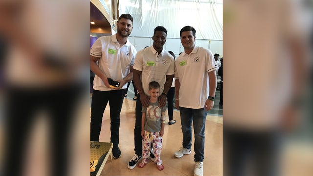 steelers-rookies-upmc-childrens.jpg 