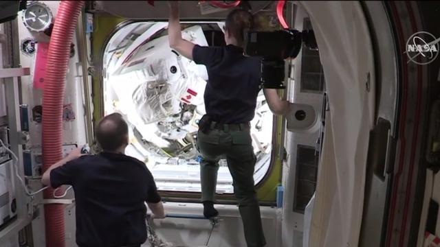 cbsn-fusion-space-watch-nasa-to-allow-private-citizens-on-the-international-space-station-thumbnail-1869451-640x360.jpg 