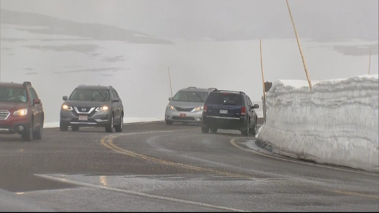 TRAIL RIDGE ROAD OPEN 6PKG_frame_871 