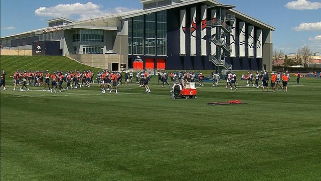 denver-broncos-minicamp.jpg 