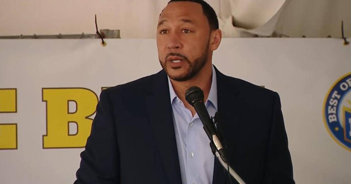 Charlie Batch on X: Just wanted to alert everyone just in case youre  looking for me tomorrow. Im seriously thinking about skipping the @Steelers  post game show to reenact this photo from