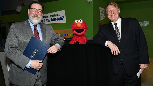 mayor peduto elmo