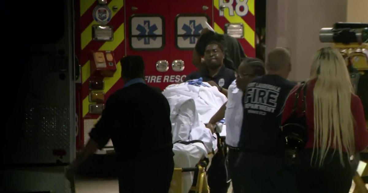 Girl Hospitalized With Severe Burns In Fort Lauderdale - CBS Miami